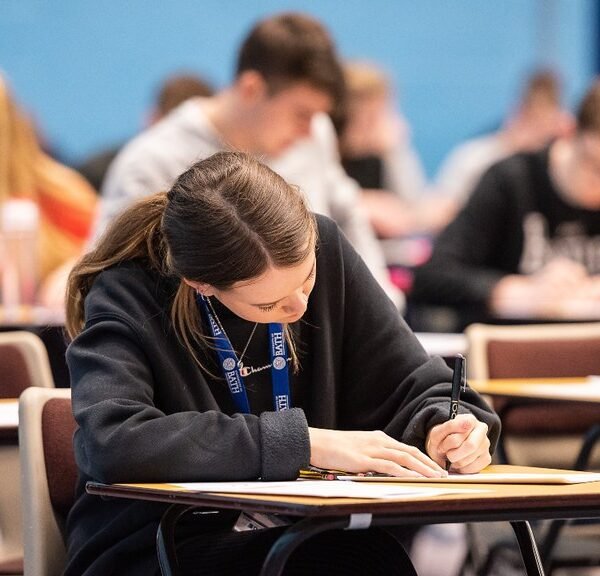 How to Clear the toughest sections of a C1 English Exam?